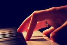 活塞球员集体亮相社区活动，传递正能量